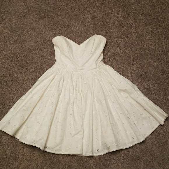 White betsey johnson dress Clearance